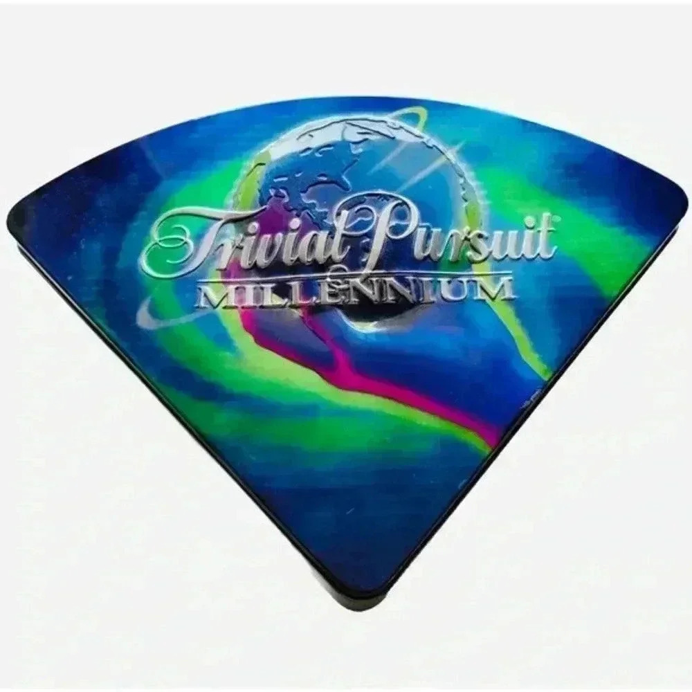 Trivial Pursuit Millennium Edition Wedge - Blue & Green